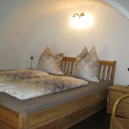 アパート Historisches Gebaeude 